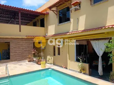 Casa de Condomínio com 5 Quartos à venda, 143m² no Realengo, Rio de Janeiro