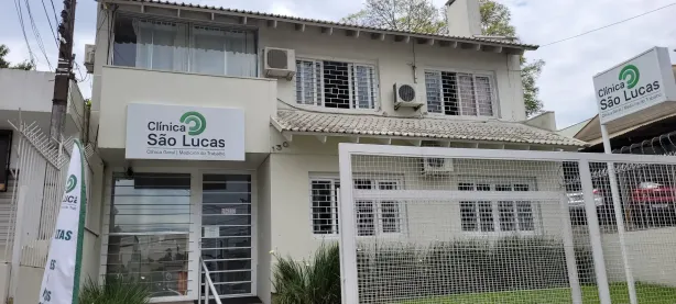Ponto Comercial com 14 Quartos para alugar, 350m² no Passo da Areia, Porto Alegre