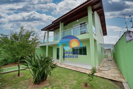 Sobrado com 5 Quartos à venda, 260m² no Centro, Peruíbe