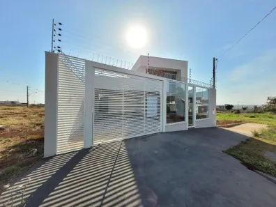 Casa com 3 Quartos para alugar, 129m² no Bom Jardim, Maringá
