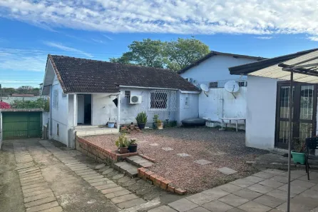 Casa com 3 Quartos à venda, 124m² no Camaquã, Porto Alegre