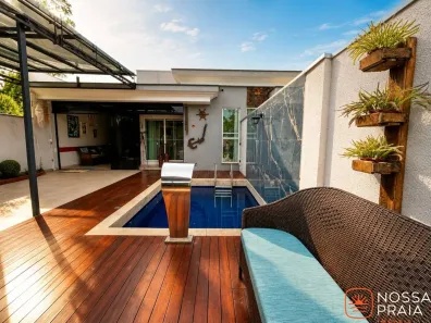 Casa com 3 Quartos à venda, 111m² no , Itapoá