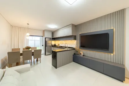 Casa com 3 Quartos à venda, 109m² no Espinheiros, Joinville