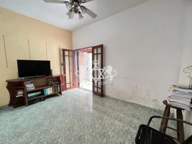Casa com 2 Quartos à venda, 100m² no Centro, Caraguatatuba