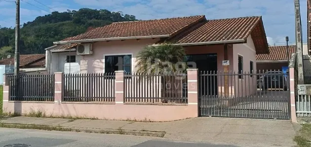 Casa com 3 Quartos à venda, 142m² no Dom Joaquim, Brusque