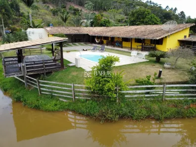 Fazenda/Sítio com 4 Quartos à venda, 240m² no Chácara, Chácara