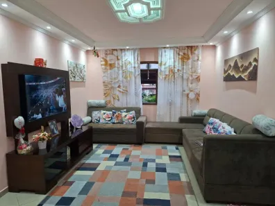 Sobrado com 3 Quartos à venda, 223m² no Vila Bocaina, Mauá