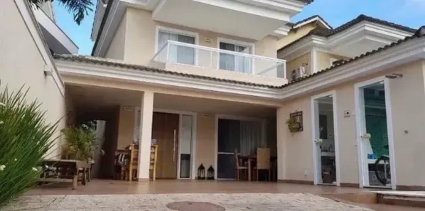 Casa de Condomínio com 4 Quartos para alugar, 270m² no Recreio dos Bandeirantes, Rio de Janeiro