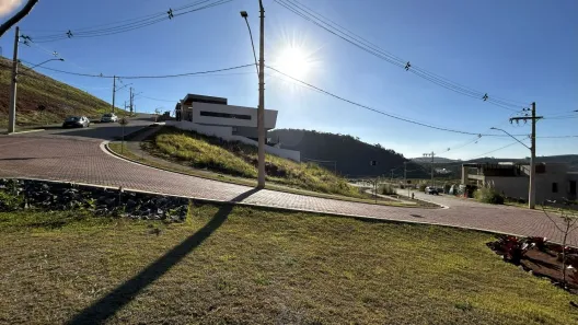 Lote/Terreno à venda, 391m² no Vina Del Mar, Juiz de Fora