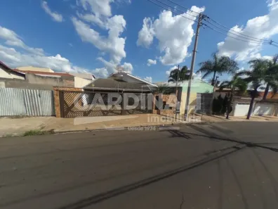 Casa com 3 Quartos à venda, 345m² no Vila Carmem, São Carlos
