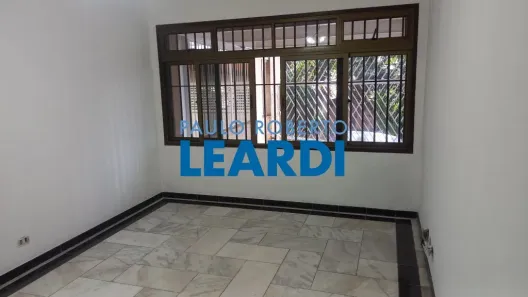 Sobrado com 4 Quartos para venda ou aluguel, 165m² no Jardim das Vertentes, São Paulo