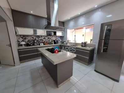 Casa com 3 Quartos à venda, 209m² no Jardim Ipiranga, Americana