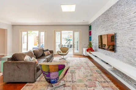 Casa de Condomínio com 4 Quartos à venda, 247m² no Jardim Cordeiro, São Paulo