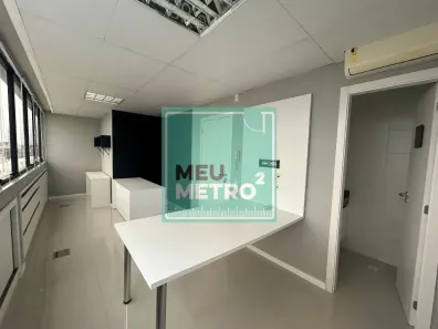 Sala Comercial à venda, 27m² no Estreito, Florianópolis