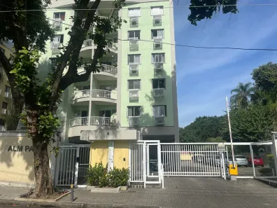 Apartamento com 2 Quartos para alugar, 65m² no Tanque, Rio de Janeiro