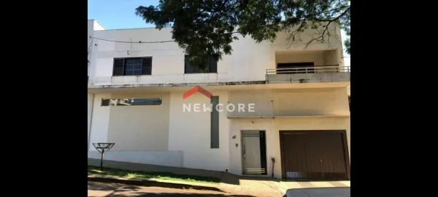 Sobrado com 3 Quartos à venda, 526m² no Zona 04, Maringá