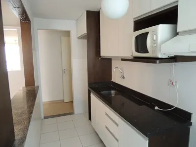 Apartamento com 3 Quartos para alugar, 62m² no Portão, Curitiba