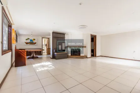 Casa de Condomínio com 3 Quartos à venda, 408m² no Boa Vista, Porto Alegre