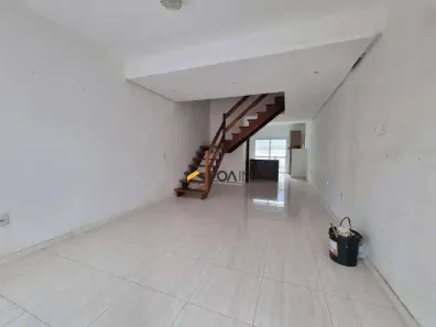 Casa com 2 Quartos para alugar, 170m² no Guarujá, Porto Alegre