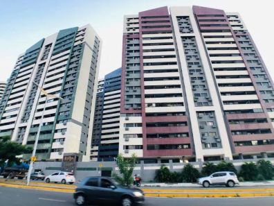 Apartamento com 3 Quartos à venda, 115m² no Guararapes, Fortaleza
