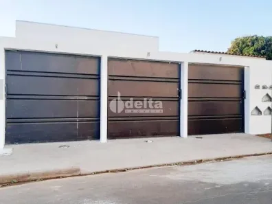 Casa com 2 Quartos à venda, 51m² no Shopping Park, Uberlândia