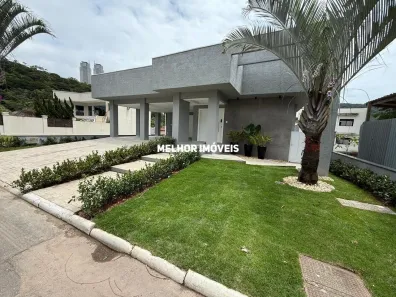 Casa de Condomínio com 4 Quartos à venda, 375m² no Barra, Balneário Camboriú