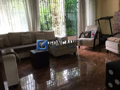 Casa com 3 Quartos para alugar, 212m² no Centro, São Bernardo do Campo