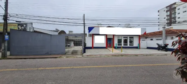 Lote/Terreno à venda, 1170m² no Barreiros, São José