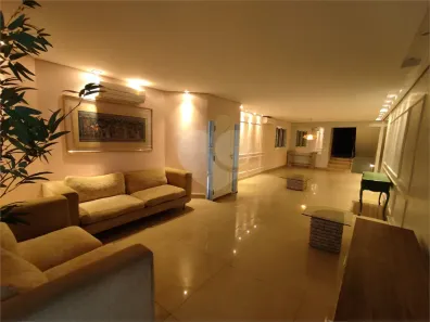 Sobrado com 4 Quartos à venda, 252m² no Sítio da Figueira, São Paulo