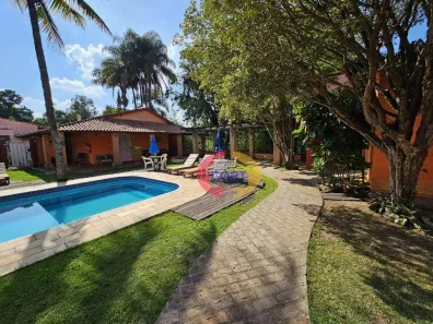 Imóvel Comercial com 11 Quartos à venda, 440m² no Ajuda, Guararema