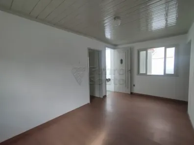 Casa com 2 Quartos à venda, 86m² no Centro, Pelotas