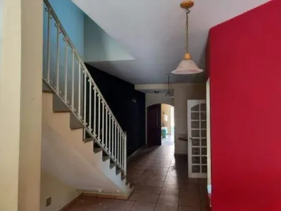 Sobrado com 3 Quartos à venda, 340m² no Vila Scarpelli, Santo André