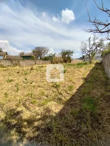 Lote/Terreno para alugar, 586m² no Jardim Inconfidência, Uberlândia