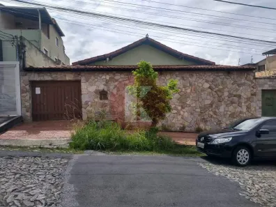 Casa com 3 Quartos à venda, 140m² no Arvoredo, Contagem