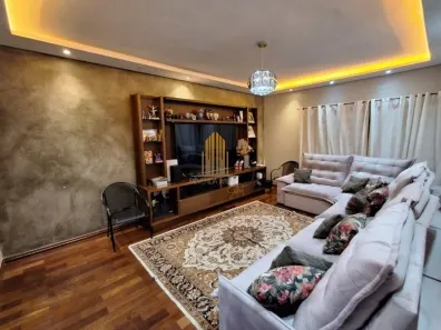 Sobrado com 3 Quartos à venda, 250m² no Parque Ipê, São Paulo