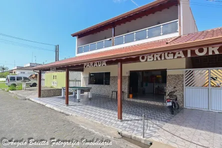 Imóvel Comercial com 3 Quartos à venda, 300m² no Est dos Eucaliptos, Peruíbe