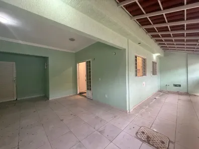Casa com 3 Quartos à venda, 135m² no Ceilândia Sul, Brasília