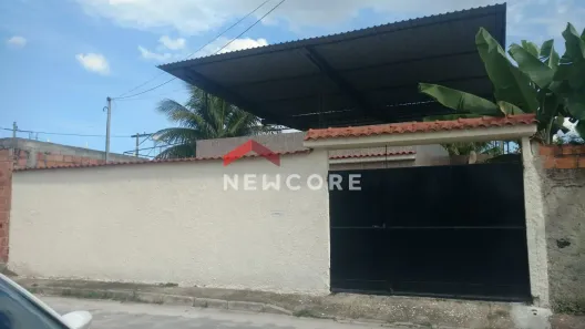 Casa com 2 Quartos à venda, 260m² no Jardim Balneário Ana Clara, Duque de Caxias