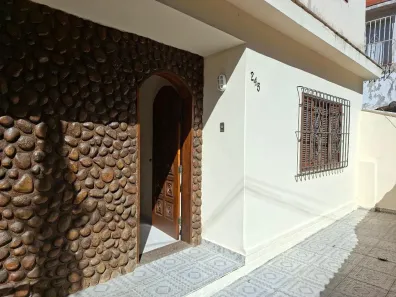 Casa com 3 Quartos para alugar, 98m² no Quitandinha, Petrópolis