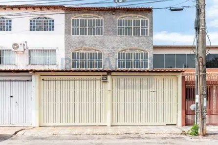 Sobrado com 4 Quartos à venda, 300m² no Areal, Brasília