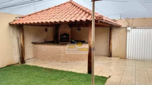 Casa com 3 Quartos à venda, 193m² no Beija-Flor II, Uberaba