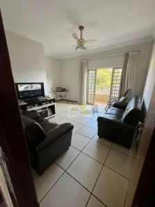 Casa com 6 Quartos à venda, 149m² no São Benedito, Uberaba