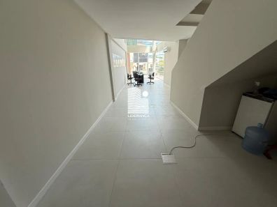 Ponto Comercial à venda, 80m² no Trindade, Florianópolis