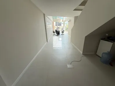 Ponto Comercial à venda, 80m² no Trindade, Florianópolis