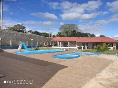 Fazenda/Sítio com 6 Quartos à venda, 600m² no , Salto de Pirapora