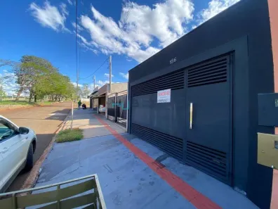 Casa com 2 Quartos à venda, 85m² no Jardim Montecatini, Londrina