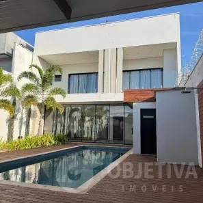 Casa com 5 Quartos para alugar, 360m² no Jardim das Palmeiras, Uberlândia