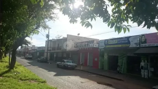 Casa com 3 Quartos à venda, 250m² no Laranjeiras, Uberlândia