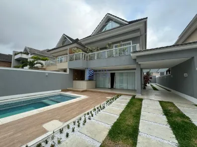 Casa de Condomínio com 5 Quartos para alugar, 360m² no Recreio dos Bandeirantes, Rio de Janeiro