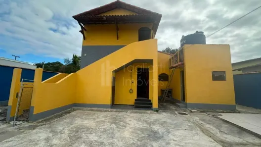 Casa com 4 Quartos para alugar, 306m² no Coqueiral, Araruama